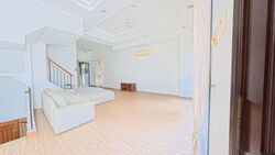Dmanor (D16), Terrace #593621741